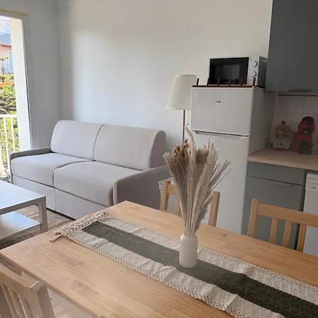 Daire F2 - Vue - Centre