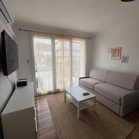 Daire F2 - Vue - Centre *