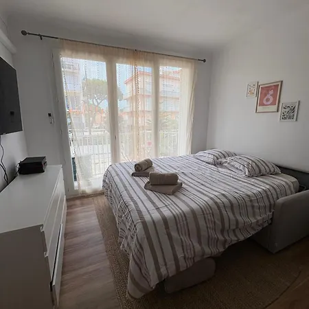 Daire F2 - Vue - Centre *